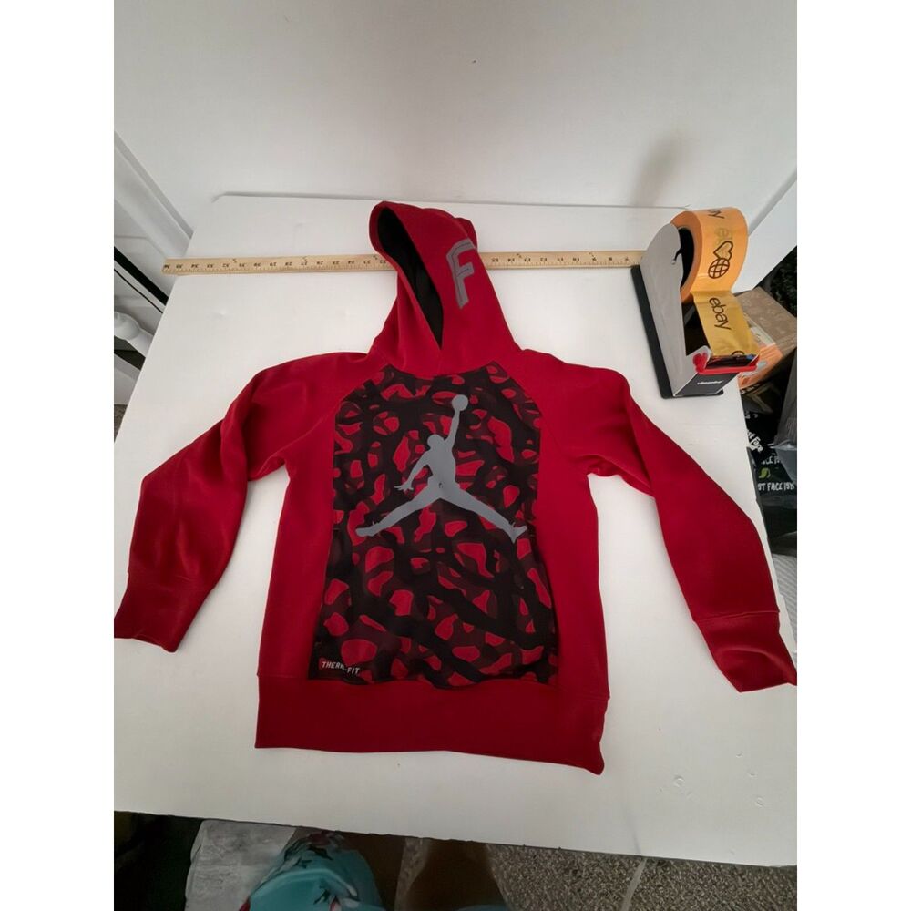 Jordan boys red and black therma fit elephant print hoodie SP CH 8-10 yrs